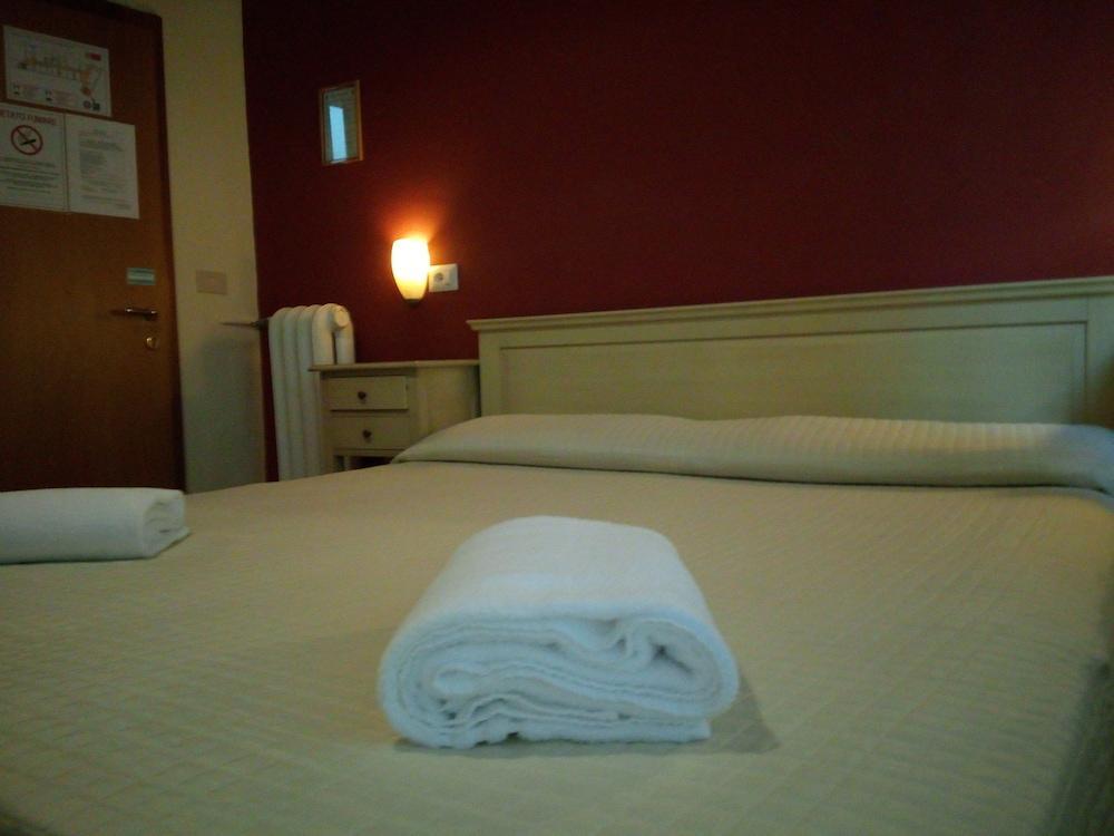 Hotel Savonarola Florence Exterior photo